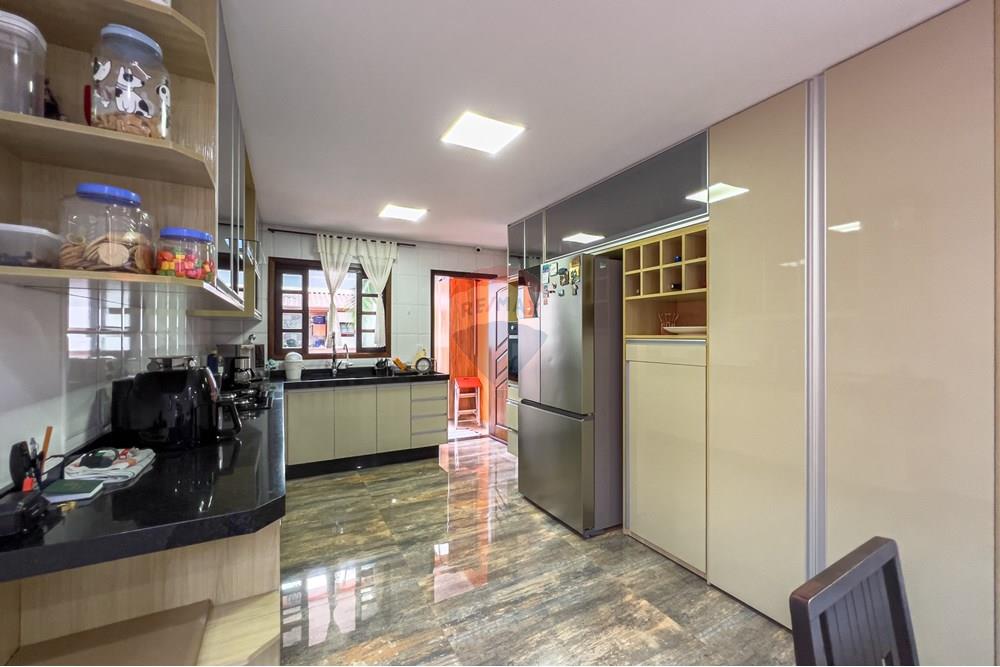 Casa, 3 quartos, 190 m² - Foto 12