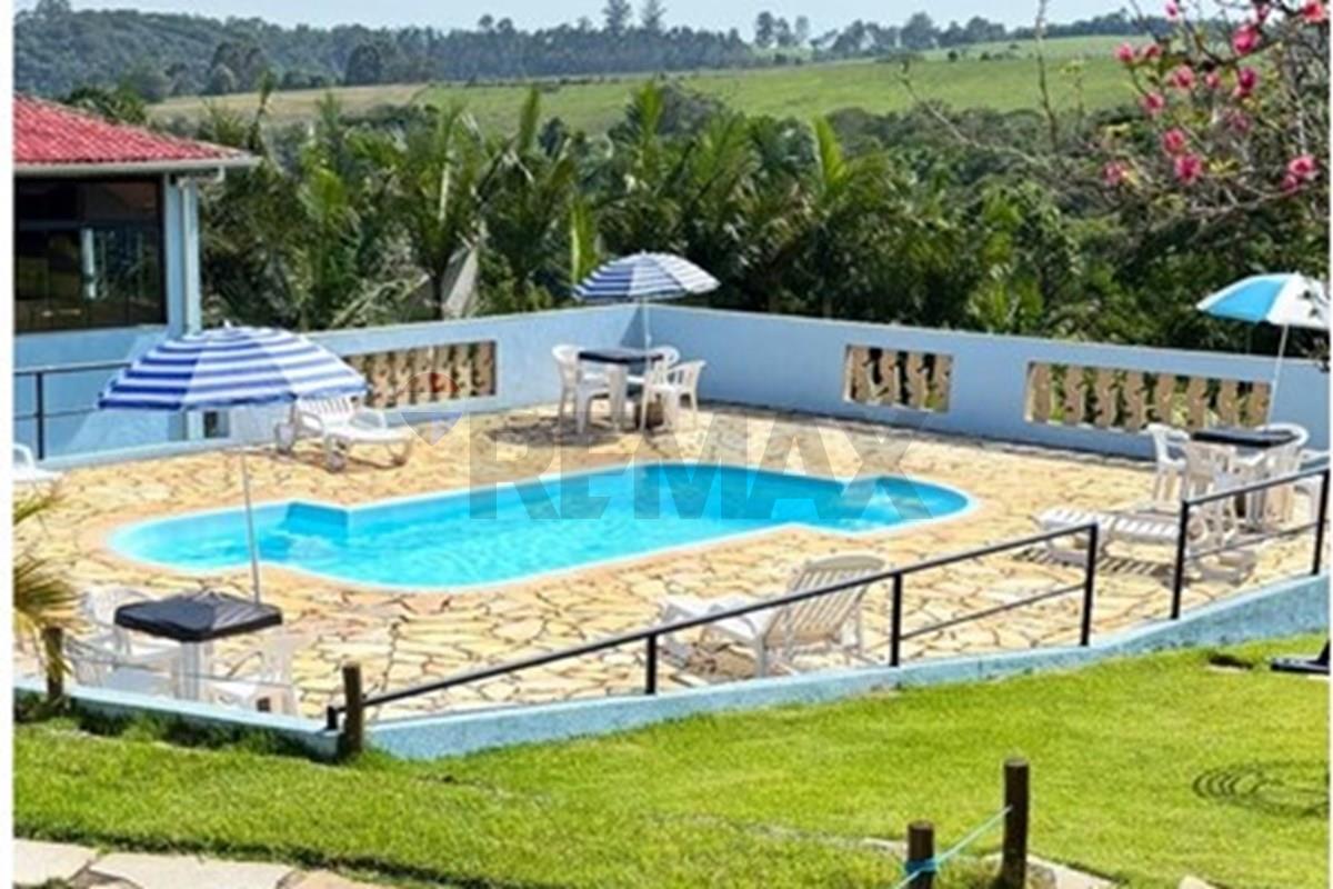 Casa espaçosa casa com muito verde + pousada com 10 apartamentos em funcionamento em Jarinu/SP