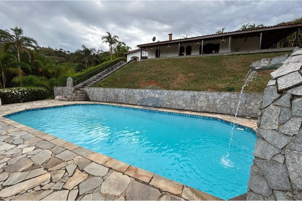 Chácara à Venda  20.000 m² com 4 dormitórios em Jarinu/SP - R$ 1.080.000