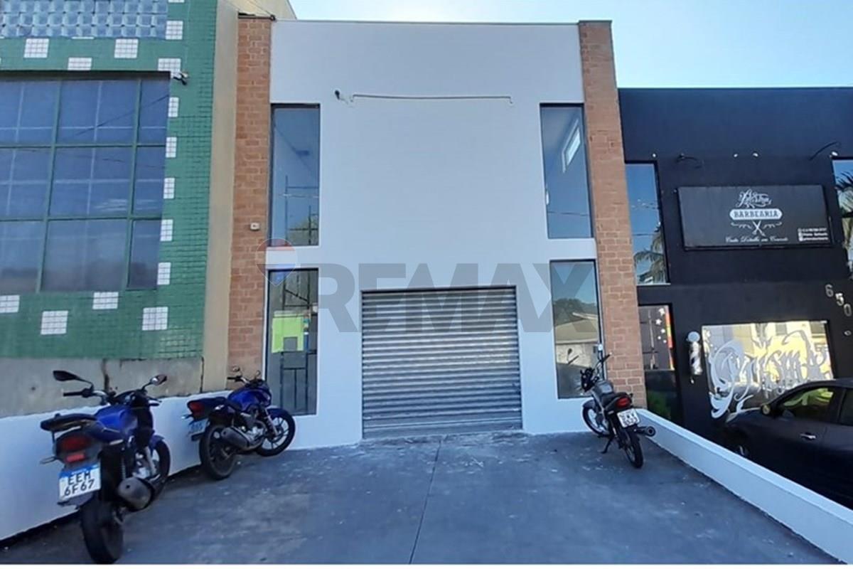 Galpão Comercial Reformado em Itatiba - 220m2 — foto 1