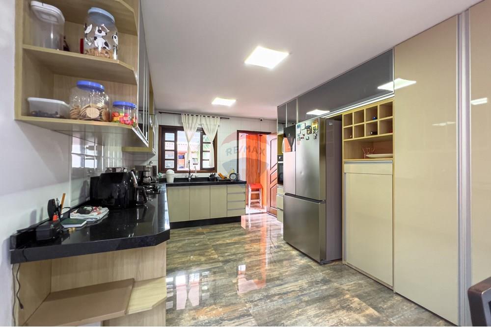 Casa, 3 quartos, 190 m² - Foto 15