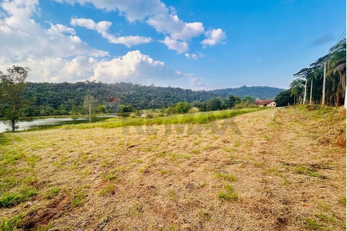 Terreno com Vista para o Lago e Mata Nativa, 2.193 m²  Água Preta – Jarinu/SP