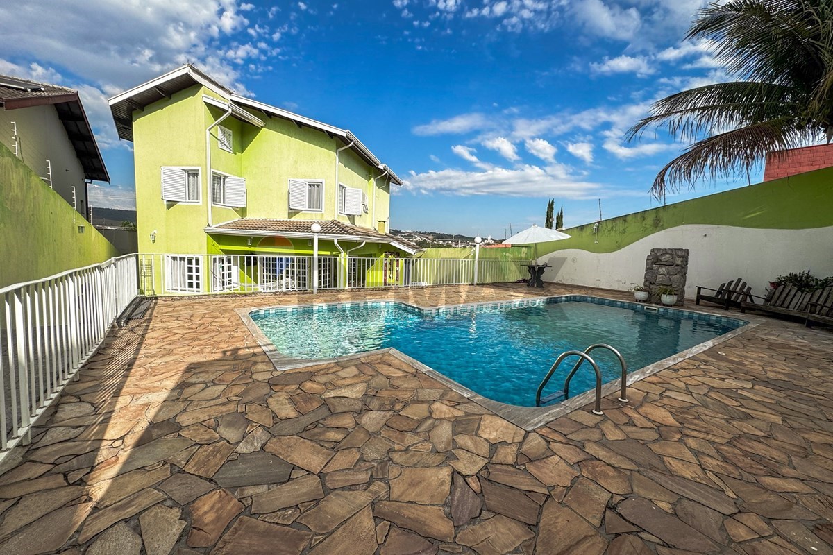 Casa a venda com 4 dormitórios em Valinhos por R$1.390.000,00