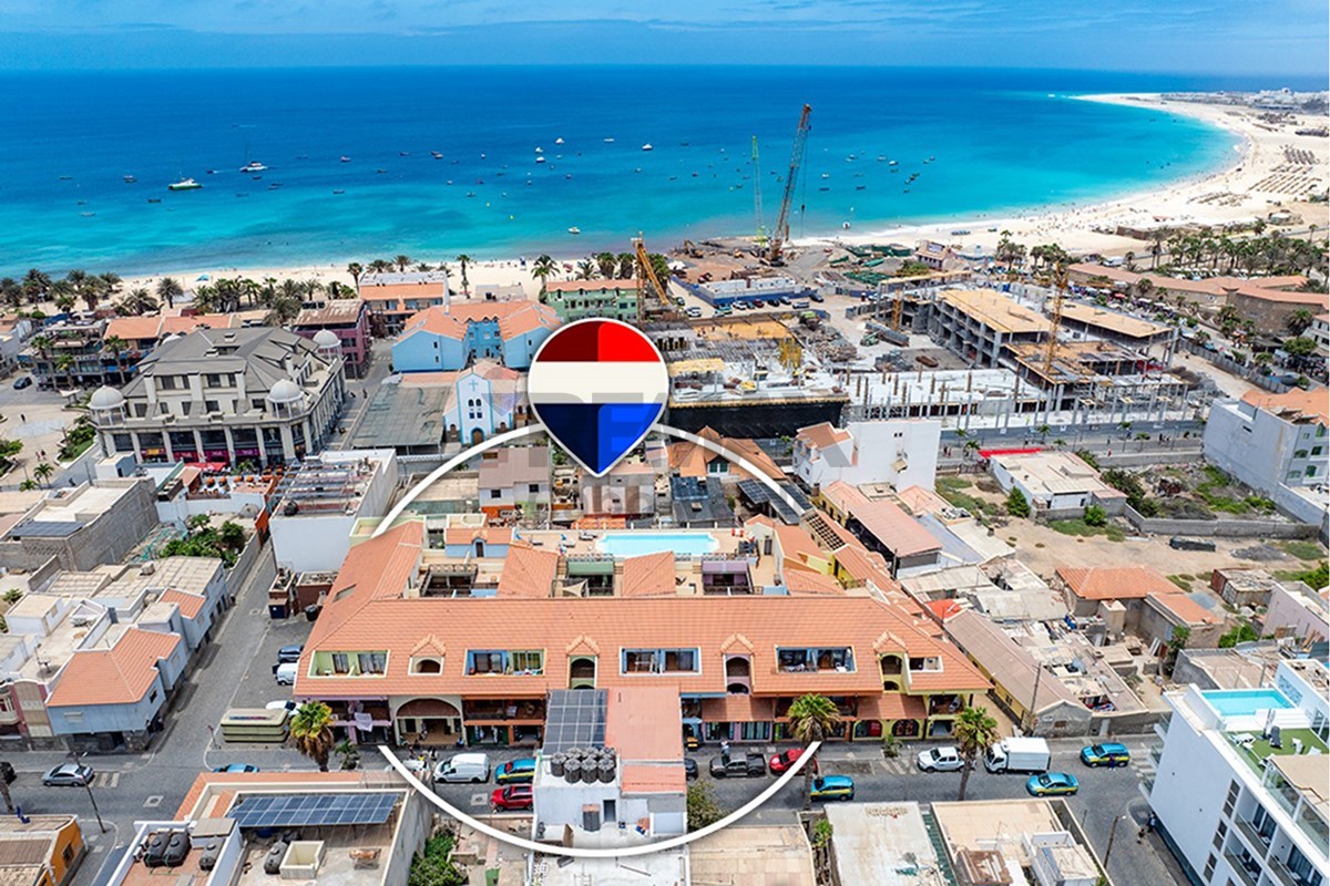 1-Bedroom Apartment -… — 42.3 m² · €125 000 | CVREI