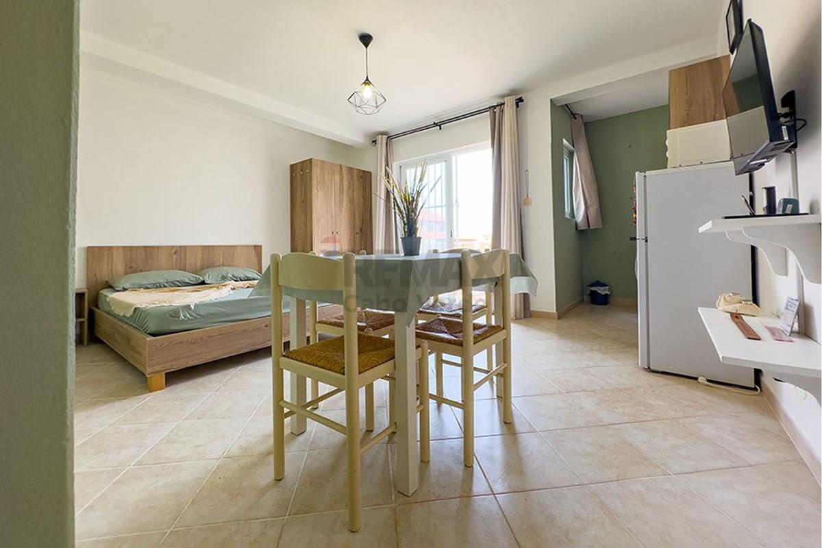Fully Renovated Studio… — 50.9 m² · €125 000 | CVREI