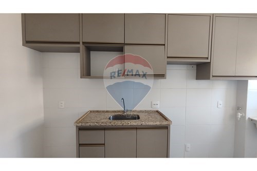 Apartamento no Condomínio Terras de Santa Martha