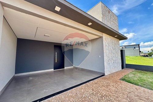 Casa de Condomínio nas Vivendas da Mata