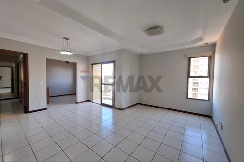 Apartamento na Santa Cruz do José Jacques