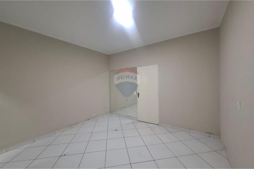 Foto 25 de 37