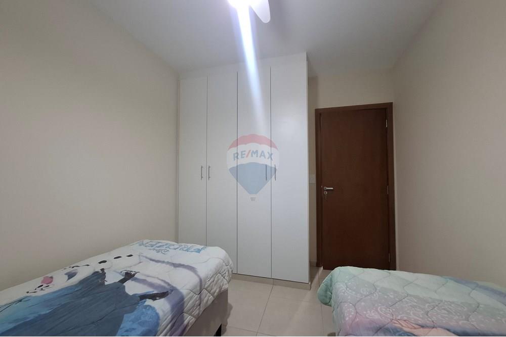 Foto 11 de 33