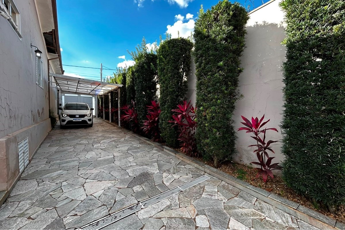 Casa, 5 quartos, 3130 m² - Foto 3