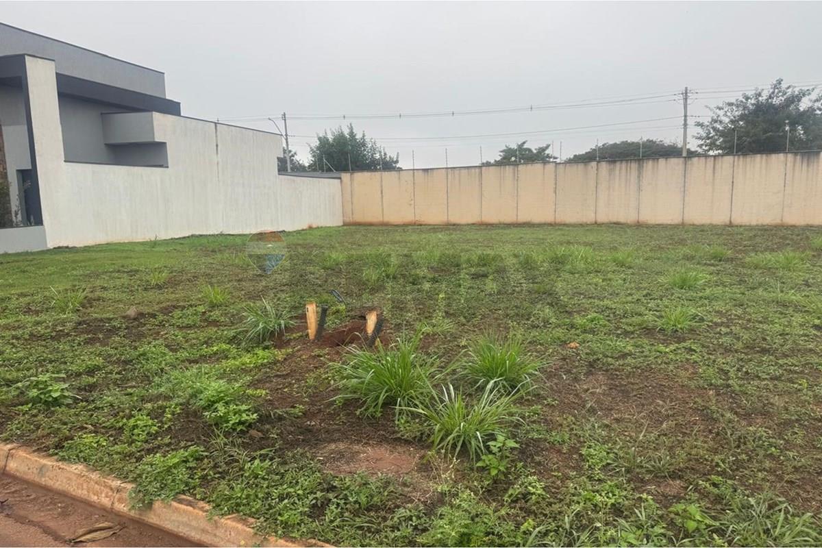 Terreno, 349 m² - Foto 1
