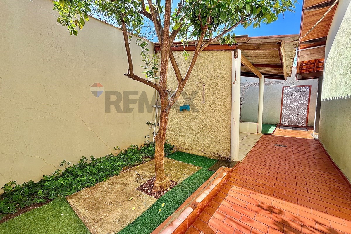 Casa, 3 quartos, 188 m² - Foto 2