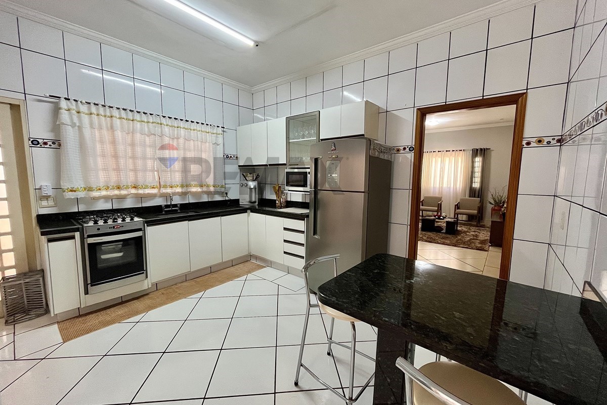 Casa, 3 quartos, 188 m² - Foto 11