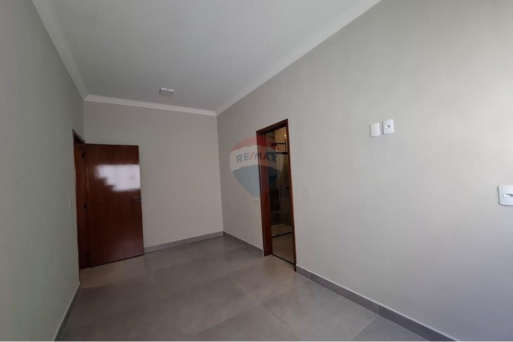 Foto 10 de 42