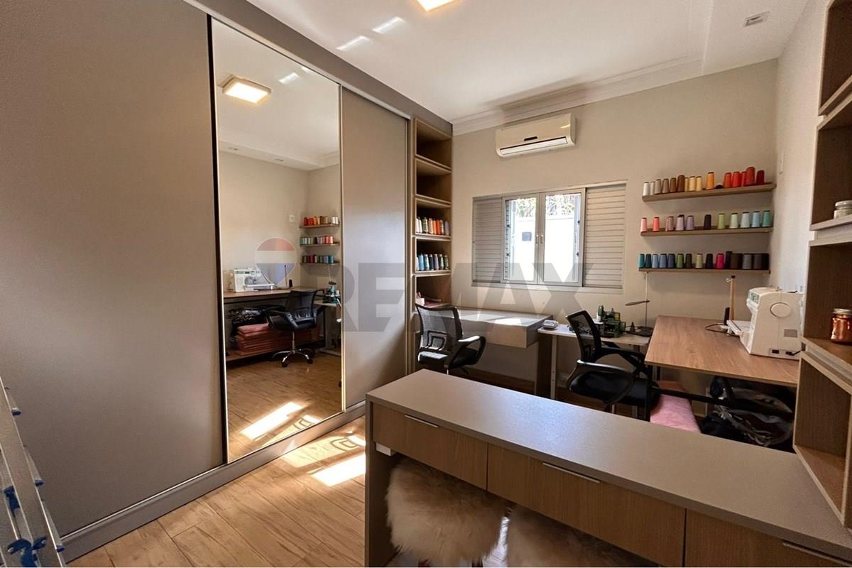Casa, 3 quartos, 263 m² - Foto 7