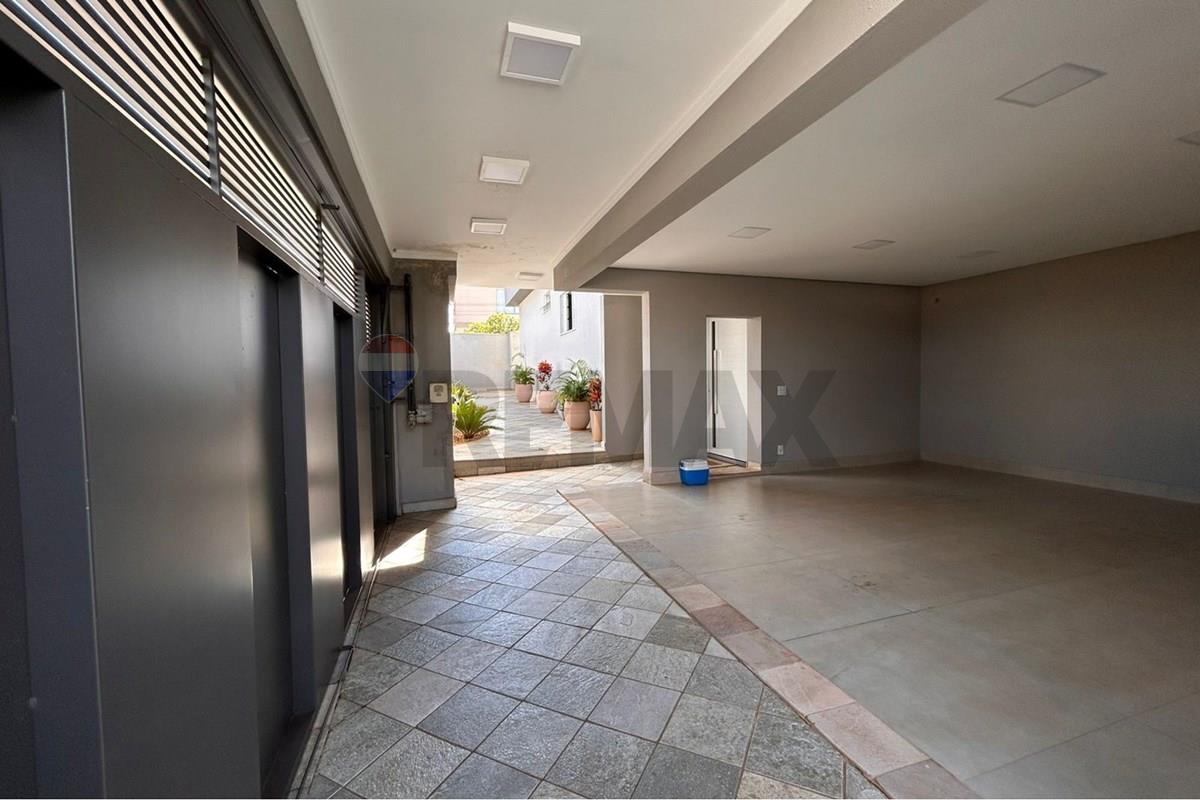 Casa, 3 quartos, 263 m² - Foto 26