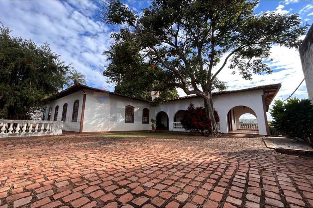 Casa, 6 quartos, 550 m² - Foto 1