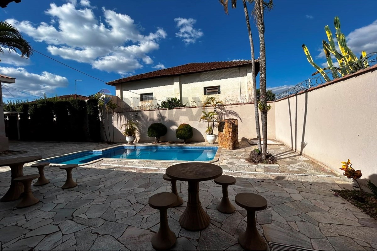 Casa, 5 quartos, 3130 m² - Foto 17
