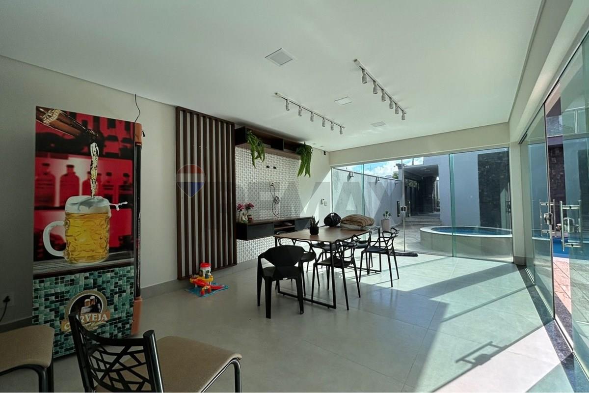 Casa, 3 quartos, 263 m² - Foto 30
