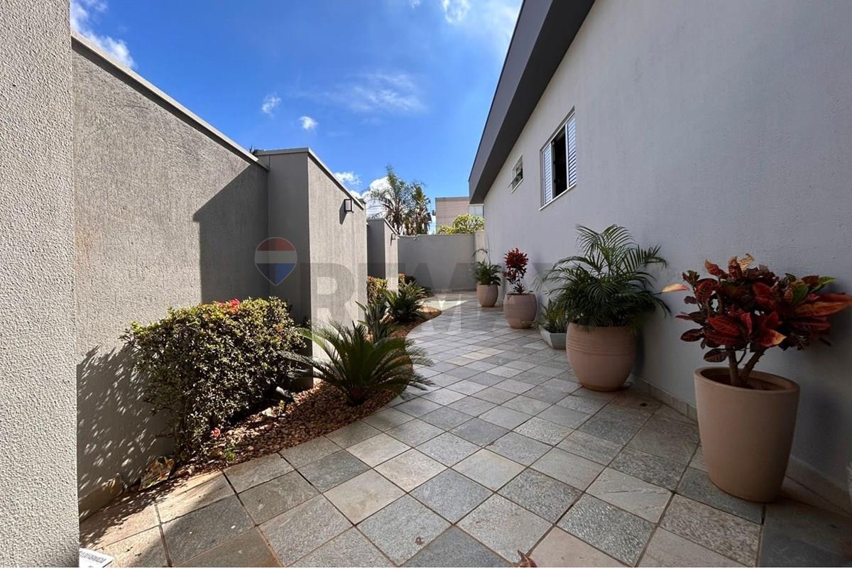 Casa, 3 quartos, 263 m² - Foto 27
