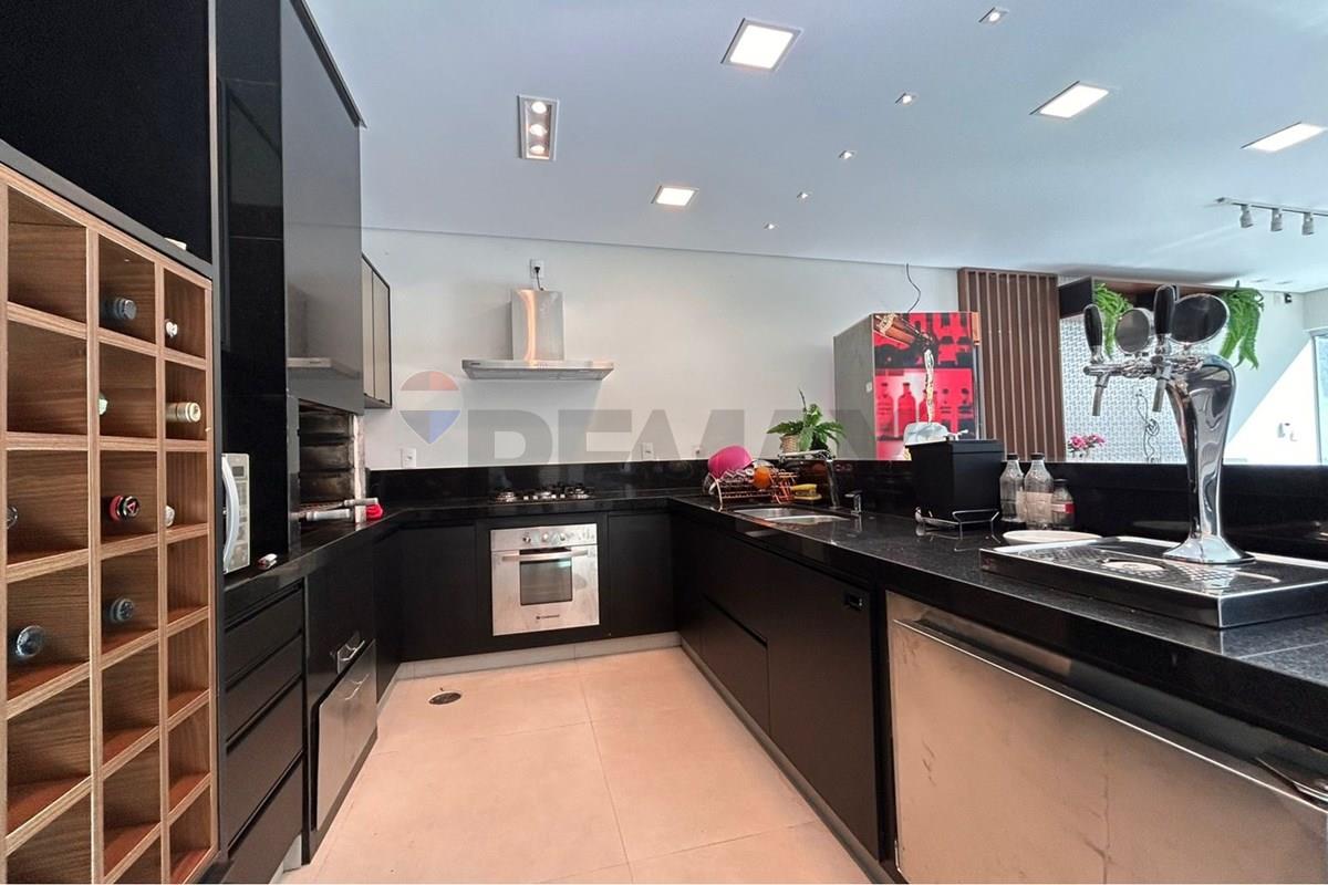 Casa, 3 quartos, 263 m² - Foto 28