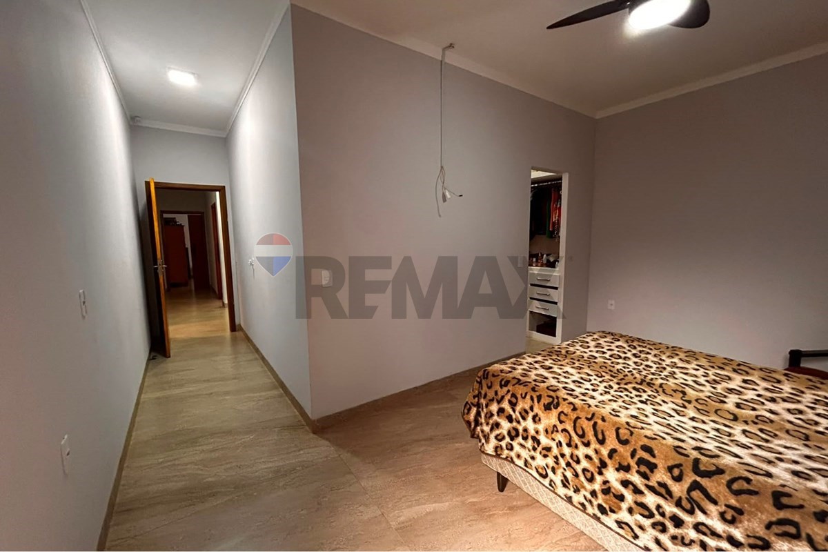Casa, 3 quartos, 192 m² - Foto 8