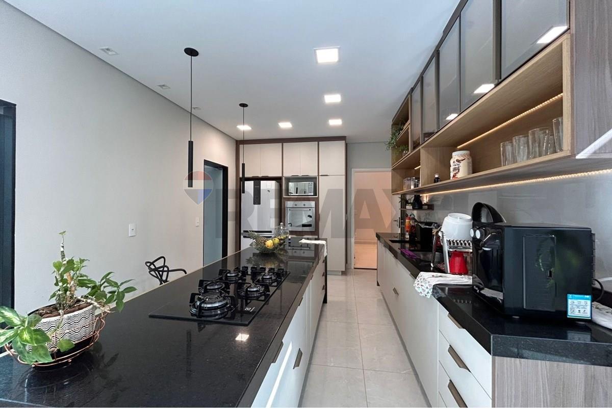 Casa, 3 quartos, 263 m² - Foto 5