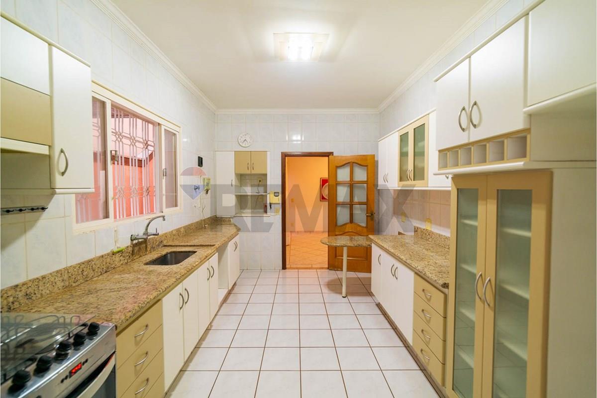 Sobrado, 4 quartos, 380 m² - Foto 32