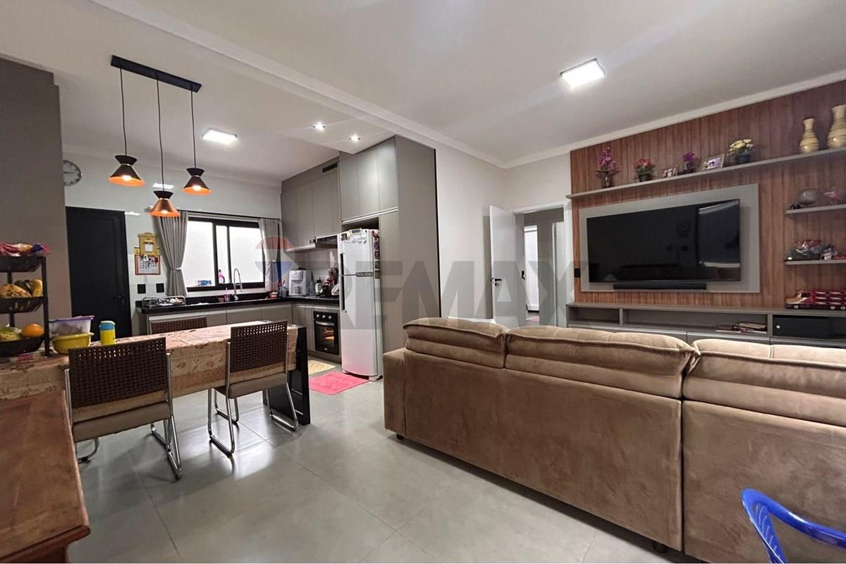 Casa, 3 quartos, 171 m² - Foto 3