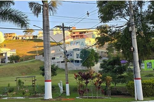 terreno em Rua Joaquim Honório Loures Lt 5 Qd O, 430, Grama, Juiz de Fora, Minas Gerais, 36047602