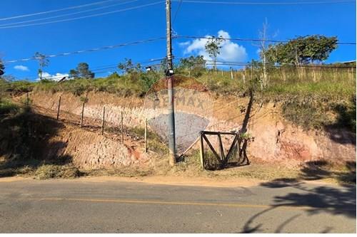 terreno em Rua Julita Teixeira Gracioso, Lote 6, Recanto dos Lagos, Juiz de Fora, Minas Gerais, 36048736
