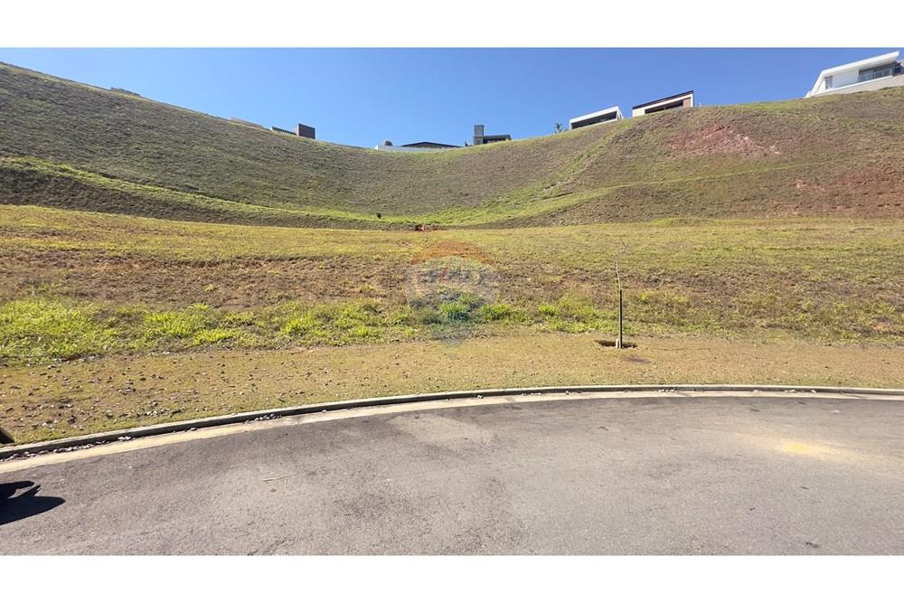 terreno em Rua Cambui, lote 18 - Alphaville - São Pedro, Juiz de Fora, Minas Gerais, 36037860