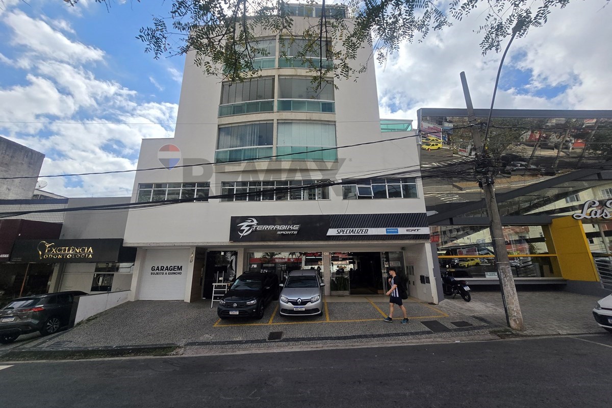 apartamento em Av Dr Paulo Japiassu Coelho, 140 - Ao lado da Loja Carros Las Máquinas - Cascatinha, Juiz de Fora, Minas Gerais, 36033-310