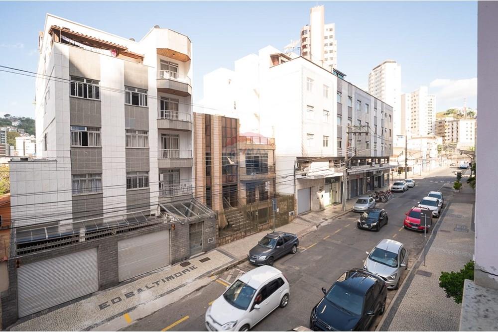 casa em rua Barão de Aquino, 53 - próximo ao shopping Alameda - Alto dos Passos, Juiz de Fora, Minas Gerais, 36026-460