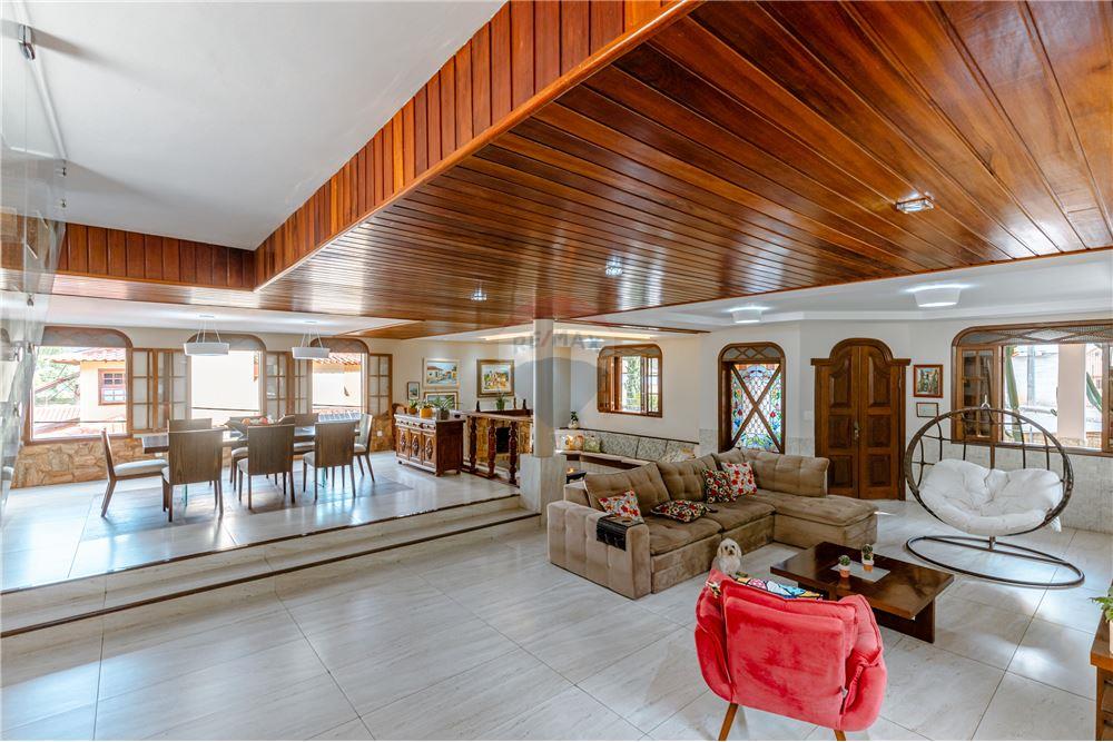 casa em Rua Aurélio Ferreira Salgado, 540 - Casa de Esquina - Bom Clima, Juiz de Fora, Minas Gerais, 36046-470