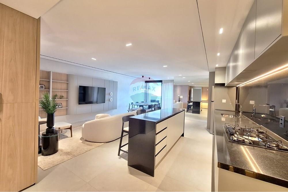 apartamento em avenida Olegario Maciel, 10, Santa Helena, Juiz de Fora, Minas Gerais, 36015370