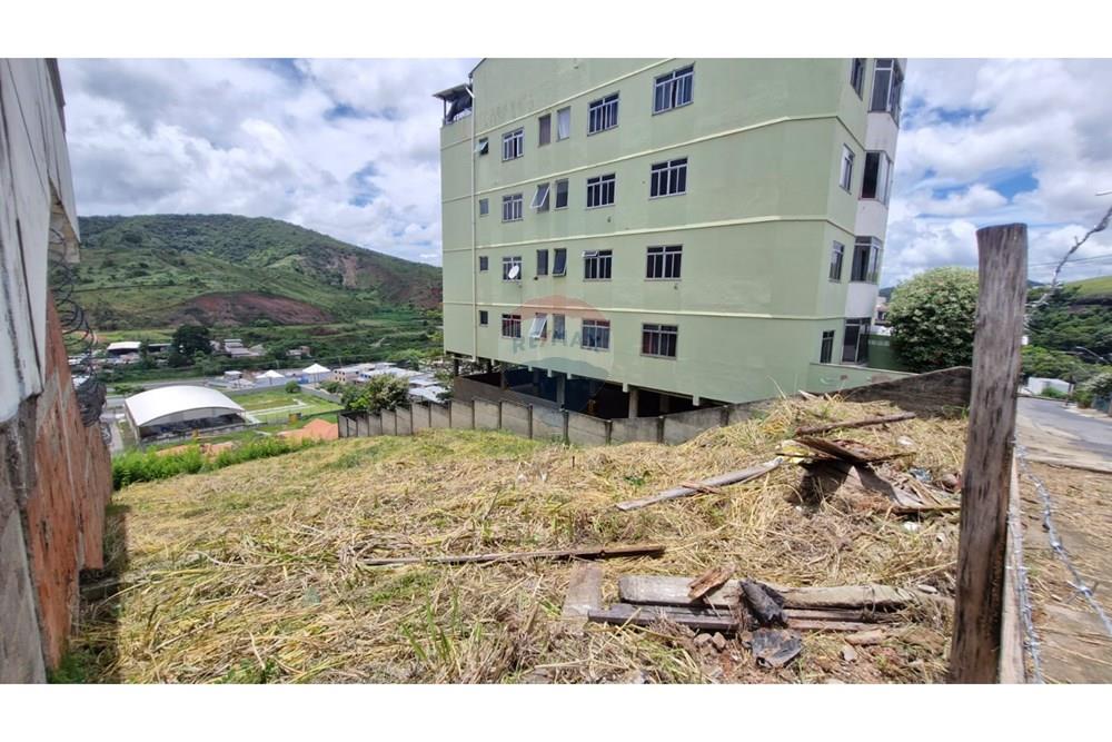 terreno em Rua Onófre Oliveira Sales, 41, Santa Maria, Juiz de Fora, Minas Gerais, 36085155