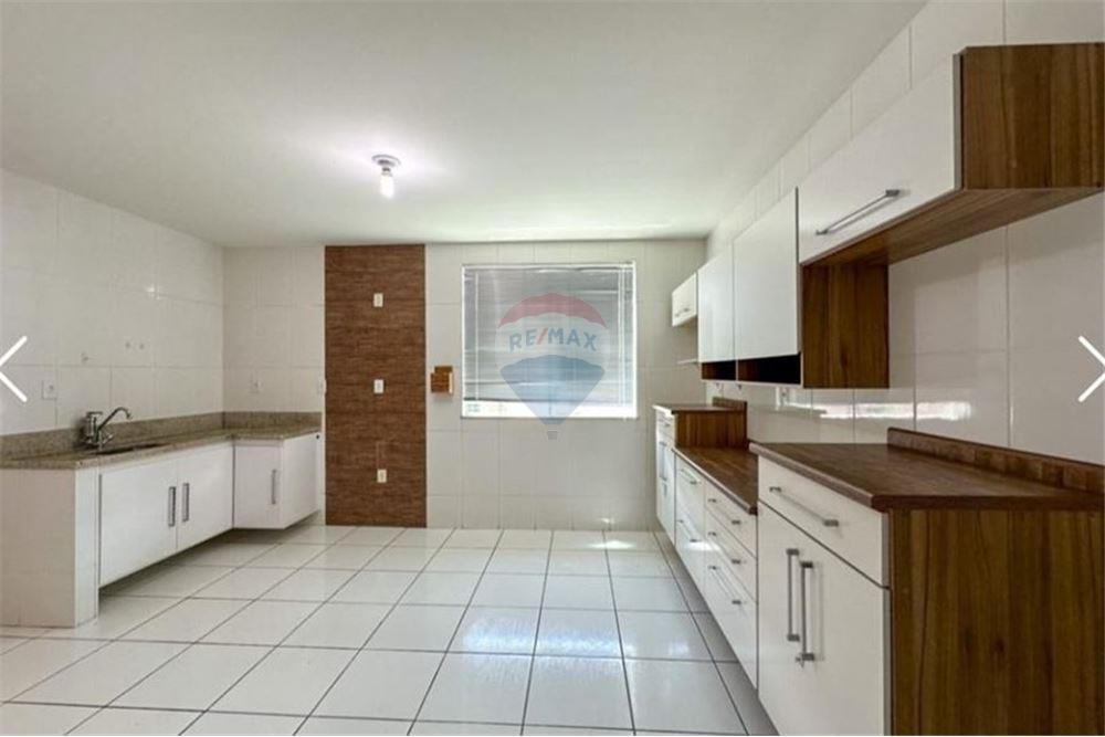 casa em RUA LAURA MASCARENHAS GUZELA, 50, Monte Castelo, Juiz de Fora, Minas Gerais, 36081-114