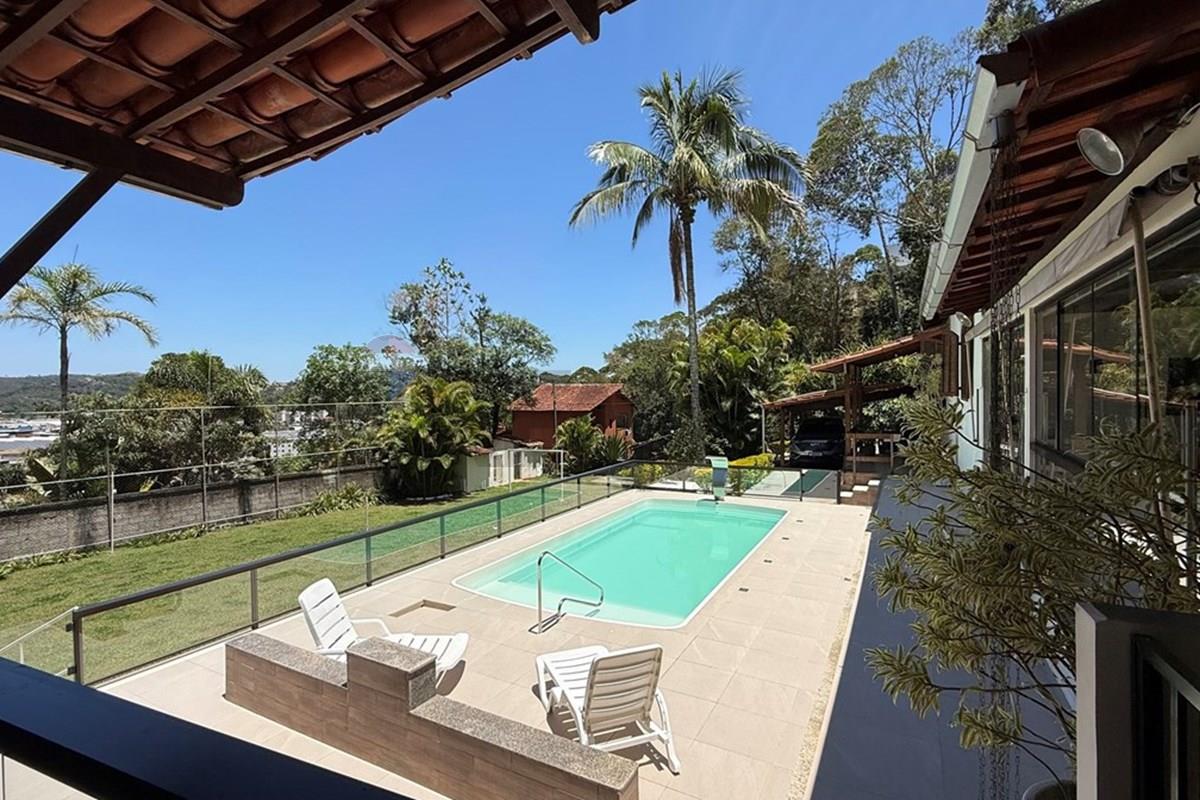 casa em Avenida Presidente Costa e Silva, 3185 - Casa 112 - São Pedro, Juiz de Fora, Minas Gerais, 36038010