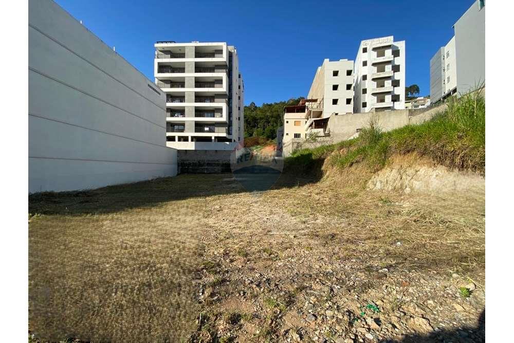 terreno em Rua Nossa Senhora de Lourdes, 585 - área comercial do bairro - Lourdes, Juiz de Fora, Minas Gerais, 36070450