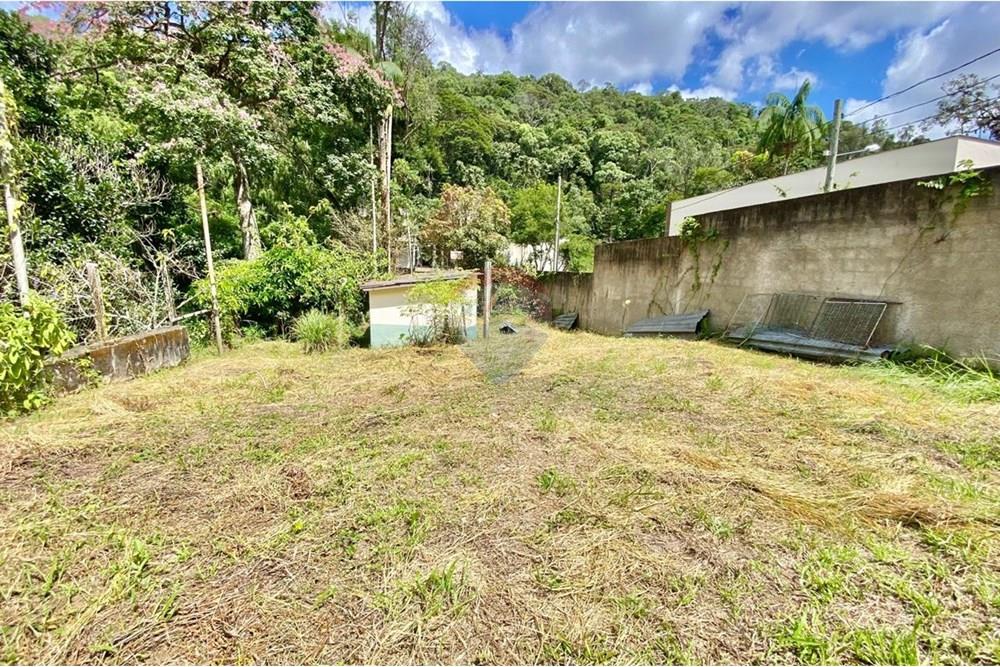 terreno em Rua Coronel Almeida Novais, 33 - Santa Terezinha - Santa Terezinha, Juiz de Fora, Minas Gerais, 36045500