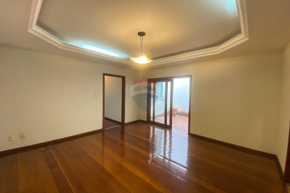 casa em Rua Barão do Retiro, 806, Bonfim, Juiz de Fora, Minas Gerais, 36051-470