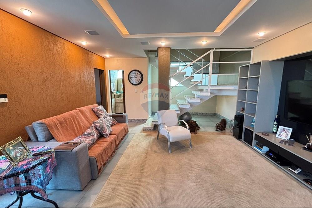 casa em Rua Francisco Fayer Sobrinho, 4655 - CASA - São Pedro, Juiz de Fora, Minas Gerais, 36038265