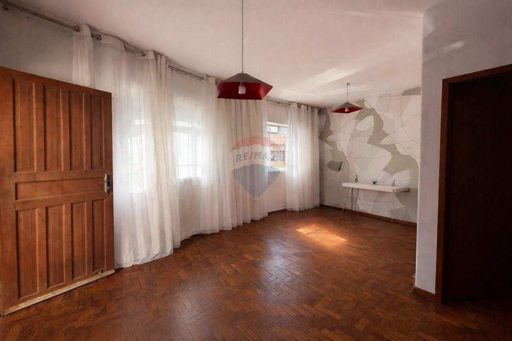 casa em R. Dr. Luiz Antônio Vieira Pena, 169, São Mateus, Juiz de Fora, Minas Gerais, 36026-315
