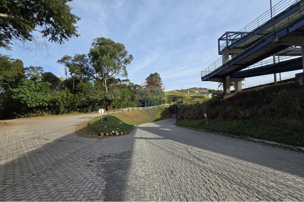 terreno em BR 040 Km 799 sentido RJ, 799 - Perto do Park Sul - Salvaterra, Juiz de Fora, Minas Gerais, 36033005
