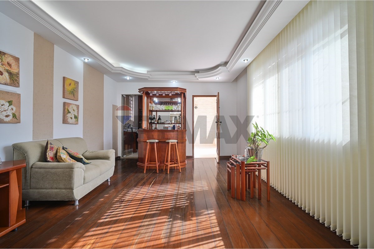 casa em Rua Mario Pereira de Lima, 22, Santa Cecília, Juiz de Fora, Minas Gerais, 36026-200
