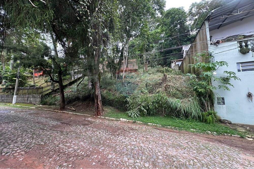 terreno em Rua Antônio Carlos Pereira, 09, Tiguera, Juiz de Fora, Minas Gerais, 36071-120