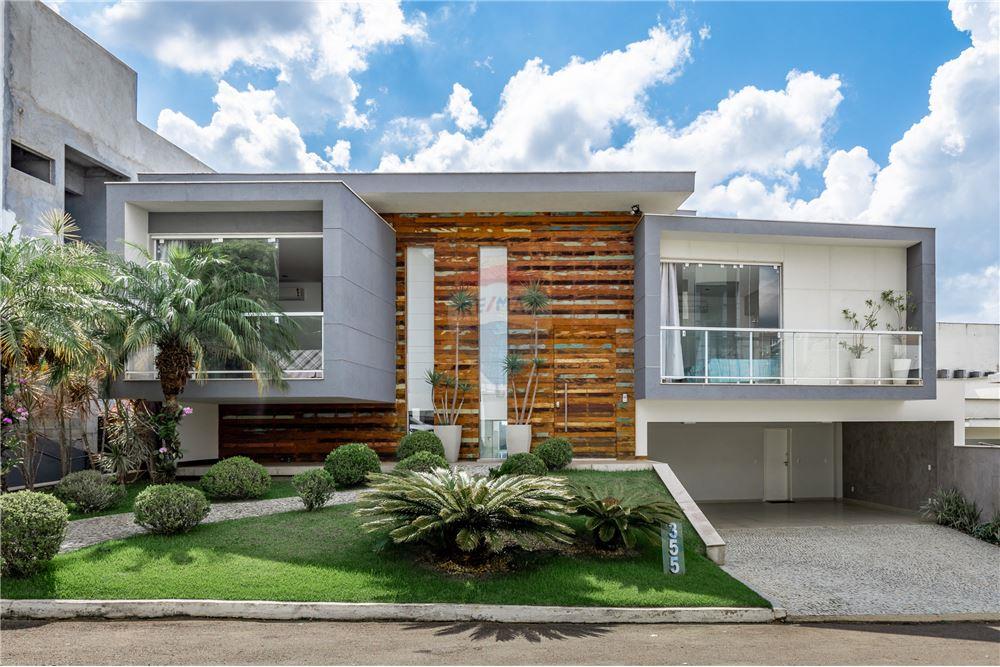 casa em Rua Albino Martins Ribeiro, 355, Bqe Imperial, Juiz de Fora, Minas Gerais, 36037-674