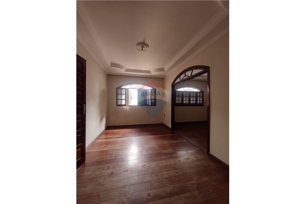 casa em Rua Clorindo Burnier, 200, Vitorino Braga, Juiz de Fora, Minas Gerais, 36060270
